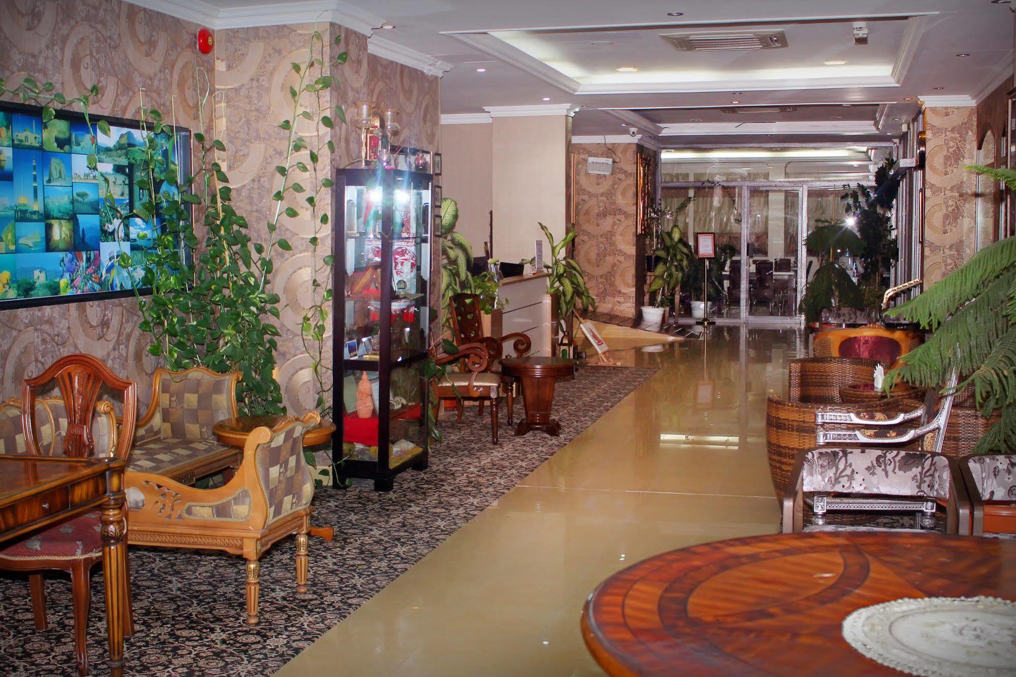 Delmon Aparthotel 3*